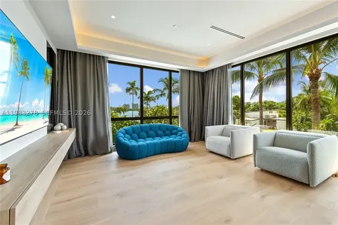 1200 NE 87th Street Miami FL 33138