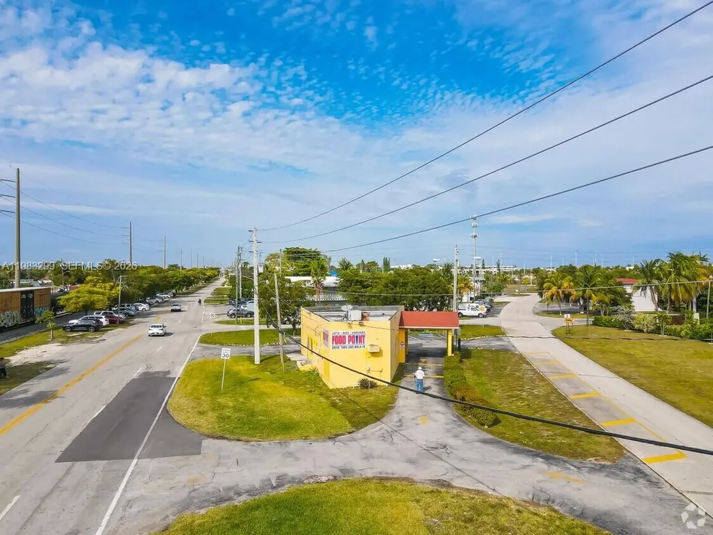 900 Old Federal Highway Hallandale Beach FL 33009