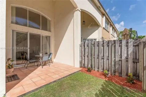5527 NW 113th Avenue Doral FL 33178