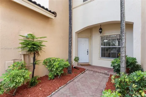 5527 NW 113th Avenue Doral FL 33178