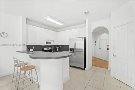 5527 NW 113th Avenue Doral FL 33178