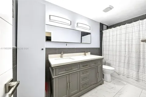 2150 SW 37th Avenue Fort Lauderdale FL 33312