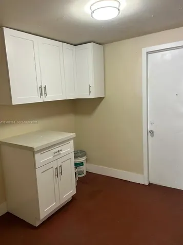 2908 NW 14 Court Miami FL 33142
