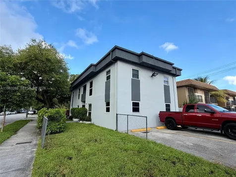 1305 NW 4th Street Miami FL 33125