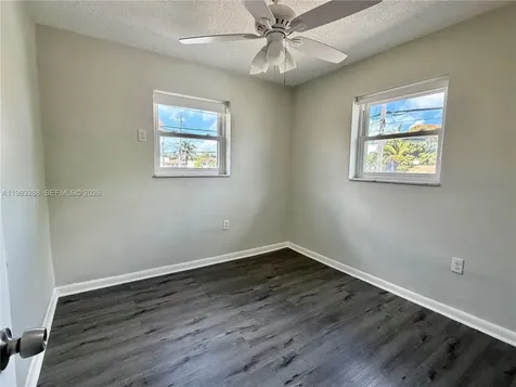 1305 NW 4th Street Miami FL 33125