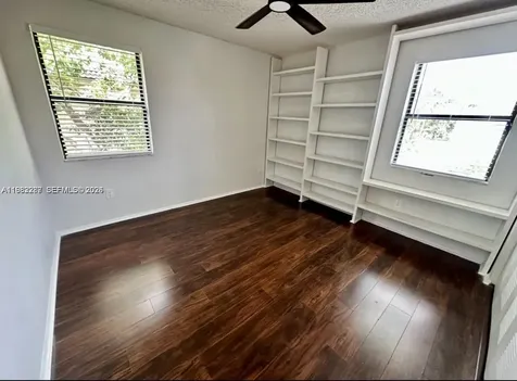 1431 SW 87th Way Pembroke Pines FL 33025