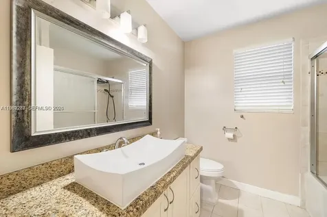 1431 SW 87th Way Pembroke Pines FL 33025