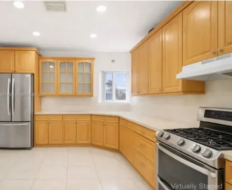 550 NE 173rd Street North Miami Beach FL 33162