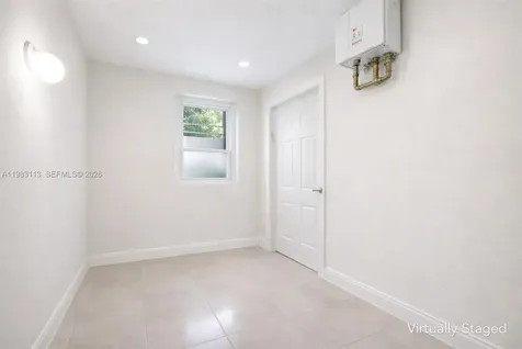550 NE 173rd Street North Miami Beach FL 33162