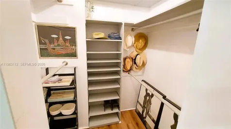 3375 N Country Club Drive Aventura FL 33180