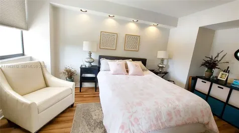 3375 N Country Club Drive Aventura FL 33180