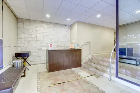 3375 N Country Club Drive Aventura FL 33180
