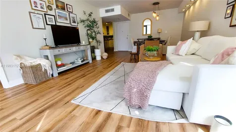 3375 N Country Club Drive Aventura FL 33180