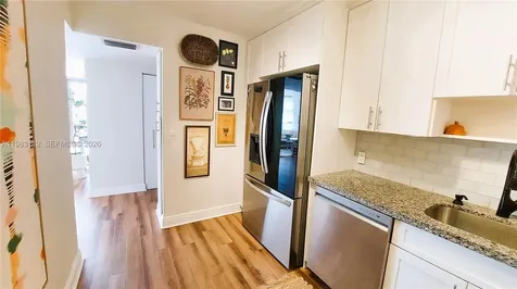 3375 N Country Club Drive Aventura FL 33180