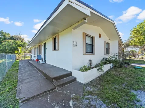 836 NW 98th Street Miami FL 33150
