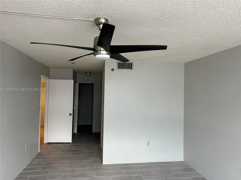 1100 Saint Charles Place Pembroke Pines FL 33026