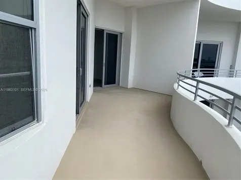 5555 Collins Avenue Miami Beach FL 33140