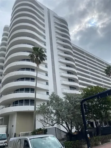 5555 Collins Avenue Miami Beach FL 33140