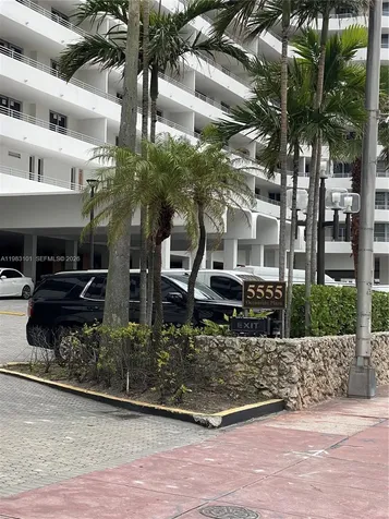 5555 Collins Avenue Miami Beach FL 33140