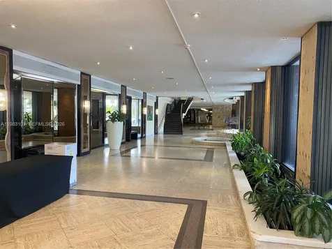 5555 Collins Avenue Miami Beach FL 33140