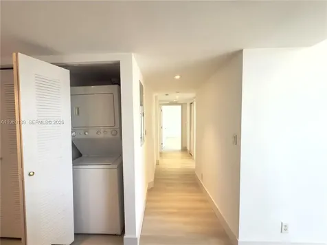 111 E Flagler Street Miami FL 33131