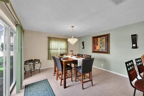 6767 Duval Avenue West Palm Beach FL 33411