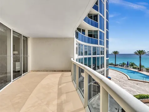 17201 Collins Avenue Sunny Isles Beach FL 33160