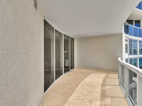 17201 Collins Avenue Sunny Isles Beach FL 33160