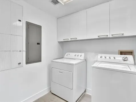 17201 Collins Avenue Sunny Isles Beach FL 33160