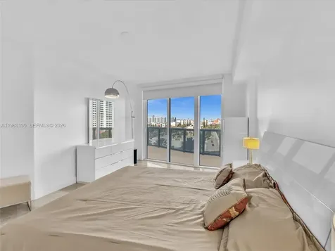 17201 Collins Avenue Sunny Isles Beach FL 33160