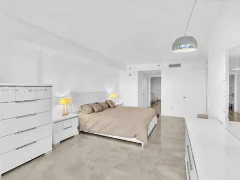 17201 Collins Avenue Sunny Isles Beach FL 33160