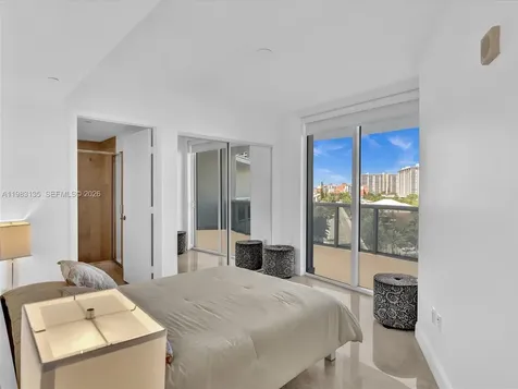 17201 Collins Avenue Sunny Isles Beach FL 33160