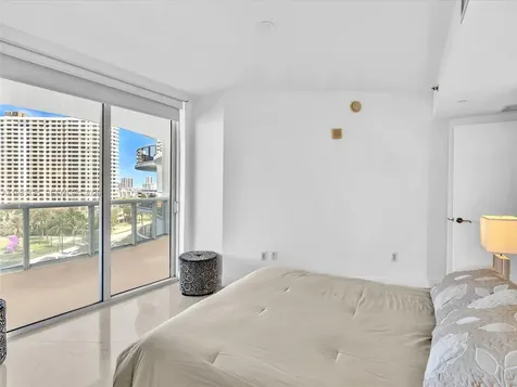 17201 Collins Avenue Sunny Isles Beach FL 33160