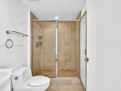 17201 Collins Avenue Sunny Isles Beach FL 33160