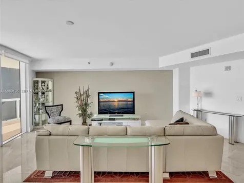17201 Collins Avenue Sunny Isles Beach FL 33160