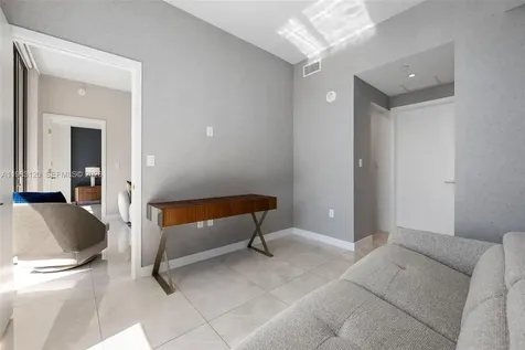 2678 Tigertail Avenue Miami FL 33133