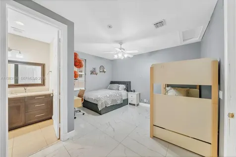 9675 NW 39th Court Coral Springs FL 33065