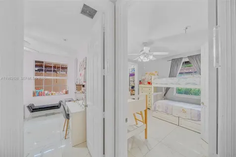 9675 NW 39th Court Coral Springs FL 33065