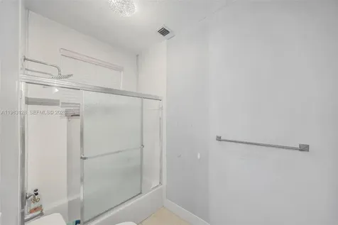 9675 NW 39th Court Coral Springs FL 33065