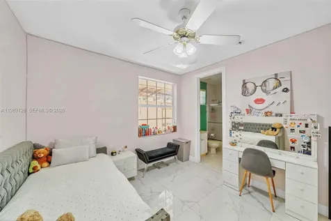 9675 NW 39th Court Coral Springs FL 33065