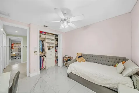 9675 NW 39th Court Coral Springs FL 33065