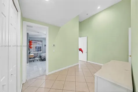 9675 NW 39th Court Coral Springs FL 33065