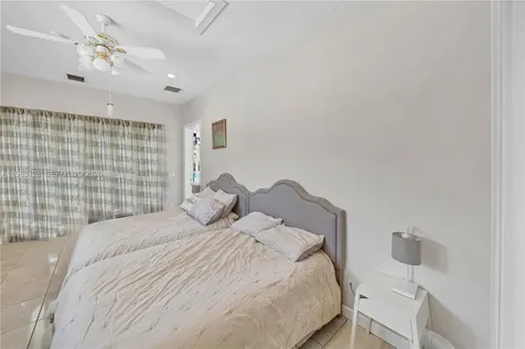 9675 NW 39th Court Coral Springs FL 33065