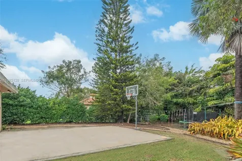 9675 NW 39th Court Coral Springs FL 33065