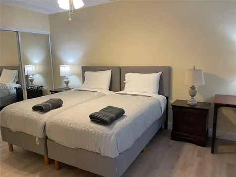 2221 NW 196th Terrace Miami Gardens FL 33056