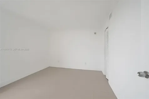 2000 NE 135th Street North Miami FL 33181