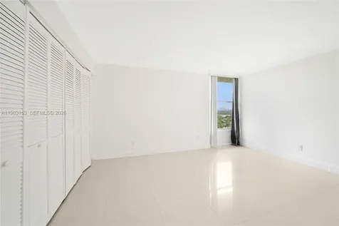 2000 NE 135th Street North Miami FL 33181