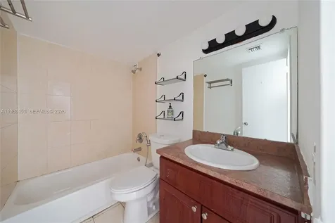 2000 NE 135th Street North Miami FL 33181