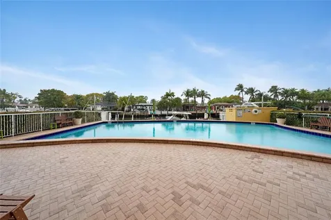 2000 NE 135th Street North Miami FL 33181