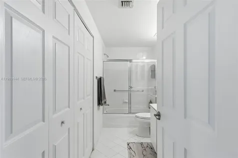 7765 Yardley Drive Tamarac FL 33321
